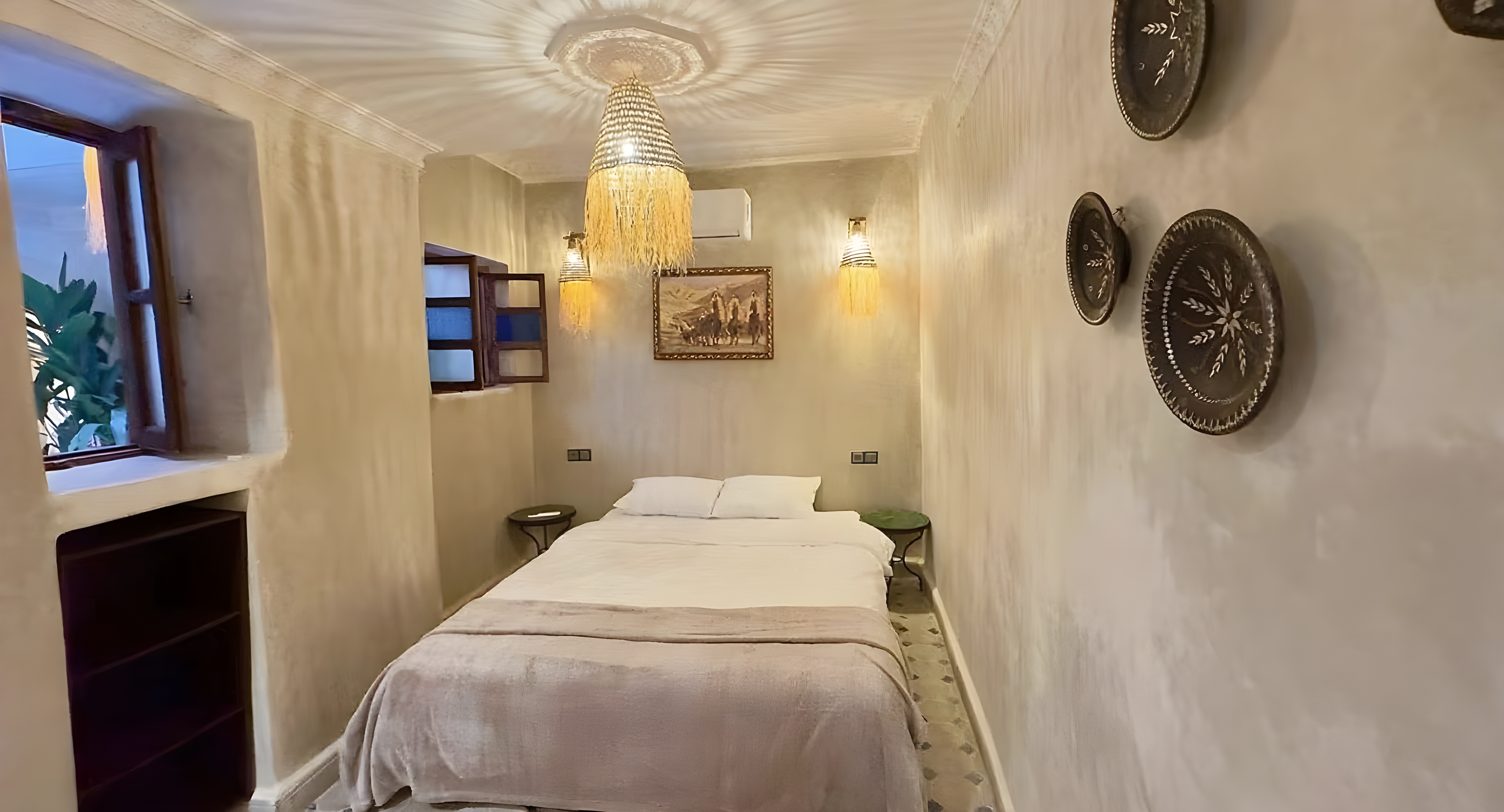 Trouvez votre riad à acheter à Ben Saleh. Surface totale 200 m². Climatisation et piscine